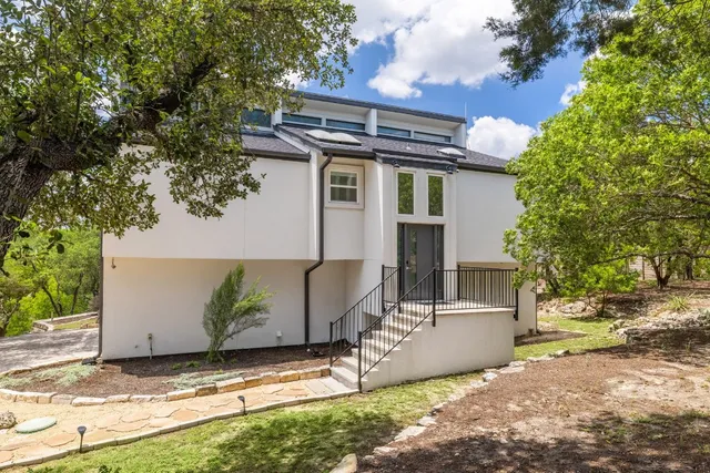 $1,595,000 | 7206 Comanche Trail, Austin, TX 78732
