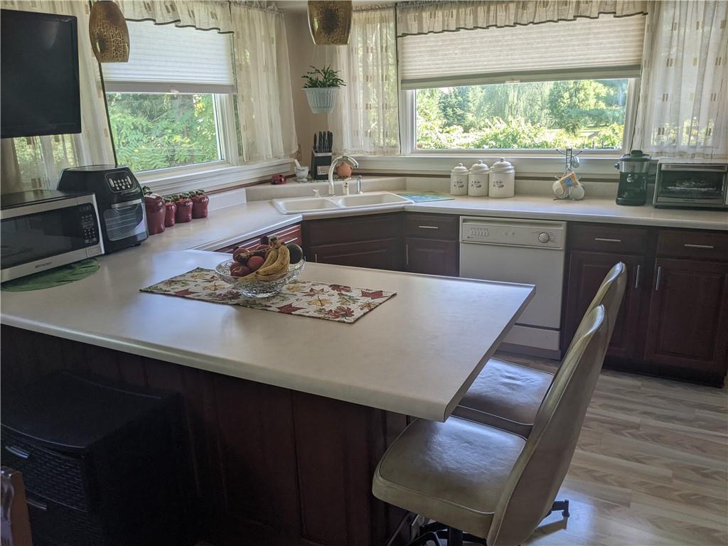 235 Oakville Road Beaver Falls, PA 15010 - Photo 3 of 25 Gallery Image 3