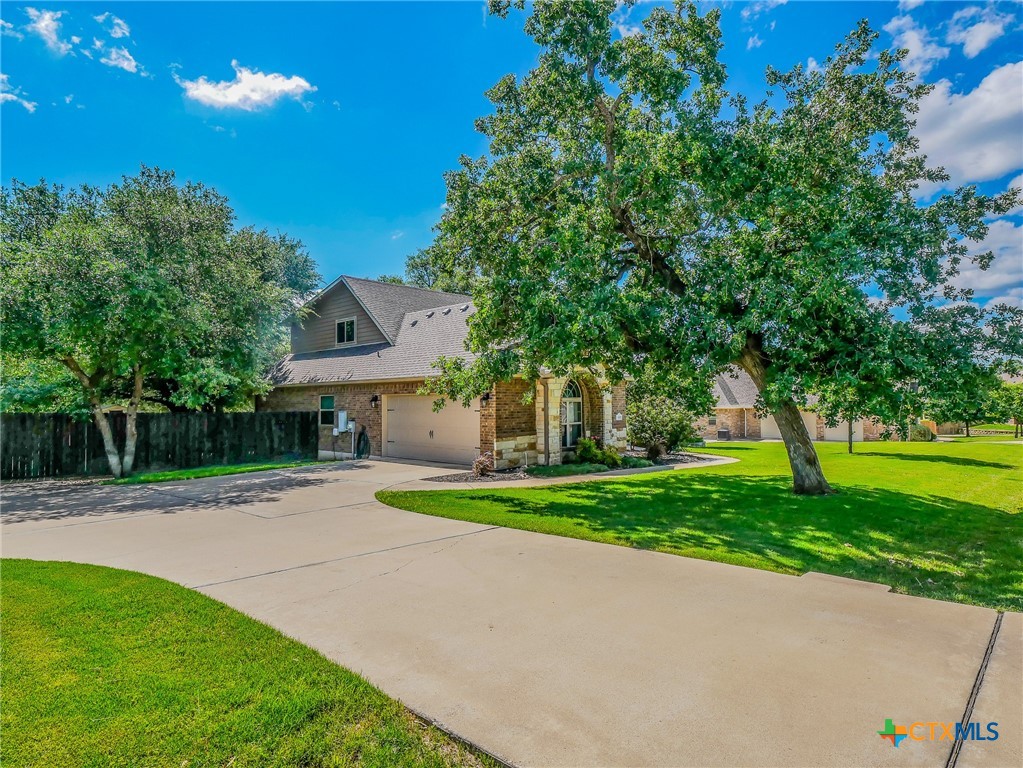 430 Archstone Loop Belton, TX 76513 - Photo 3 of 40 a view of a house with a yard and tree s