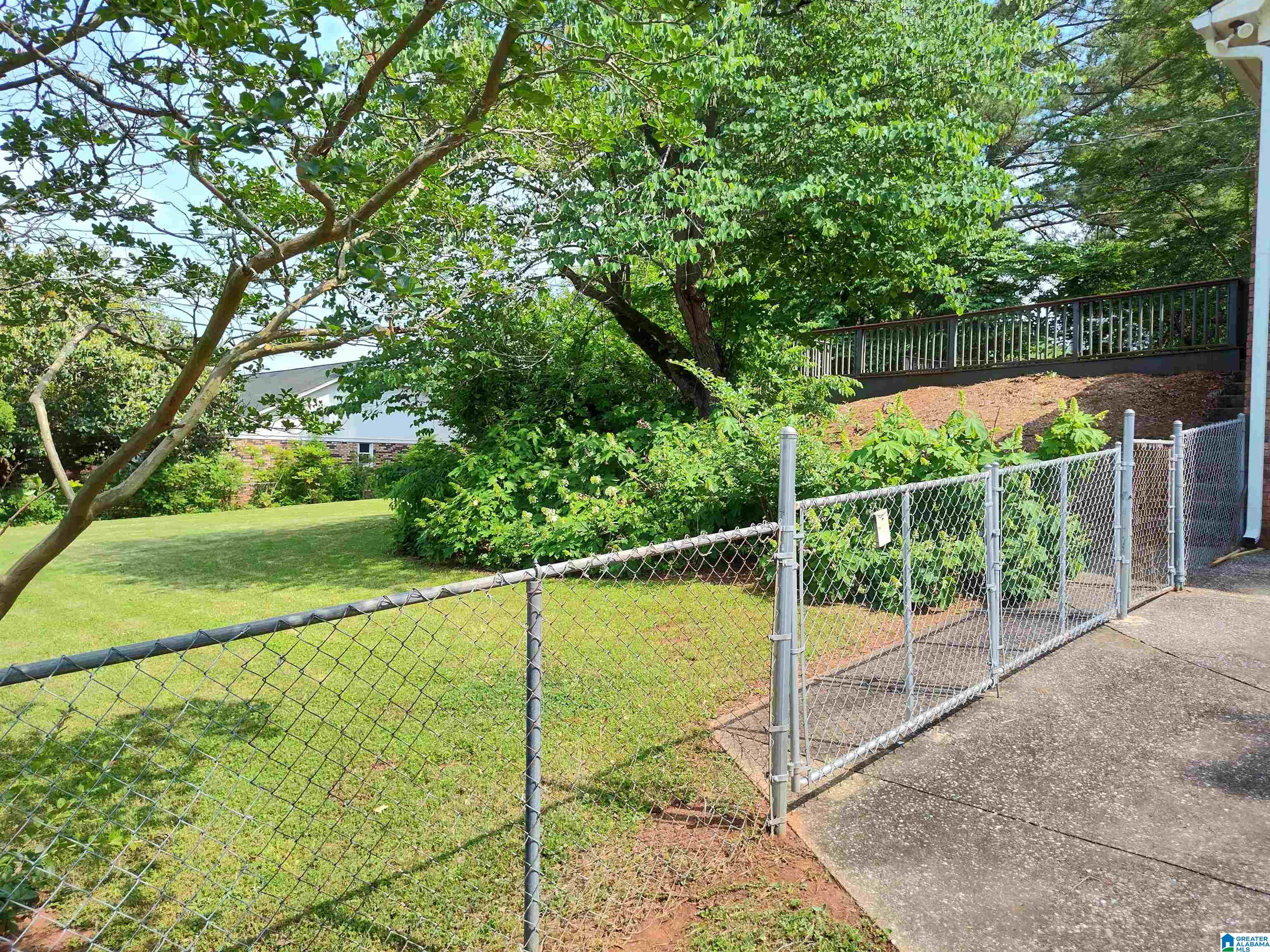 701 Lang Road Sylacauga, AL 35150 - Photo 2 of 27
