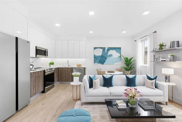 $2,375 | 148-150 70th Street, Unit 302, Guttenberg, NJ 07093