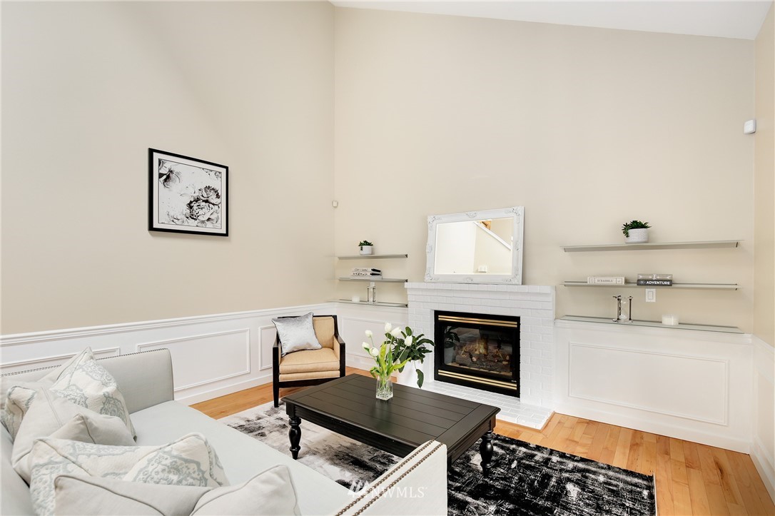 2120 Northeast 27th Street Renton, WA 98056 - Photo 4 of 25