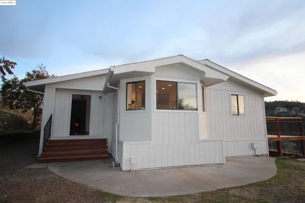 $318,900 | 9543 Coronado Drive, La Grange, CA 95329