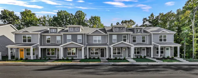 $215,900 | 149 Quarry Point Drive, Clarksville, TN 37043