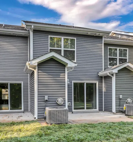 $215,900 | 149 Quarry Point Drive, Clarksville, TN 37043