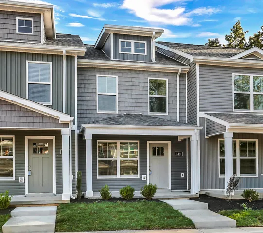 $215,900 | 149 Quarry Point Drive, Clarksville, TN 37043
