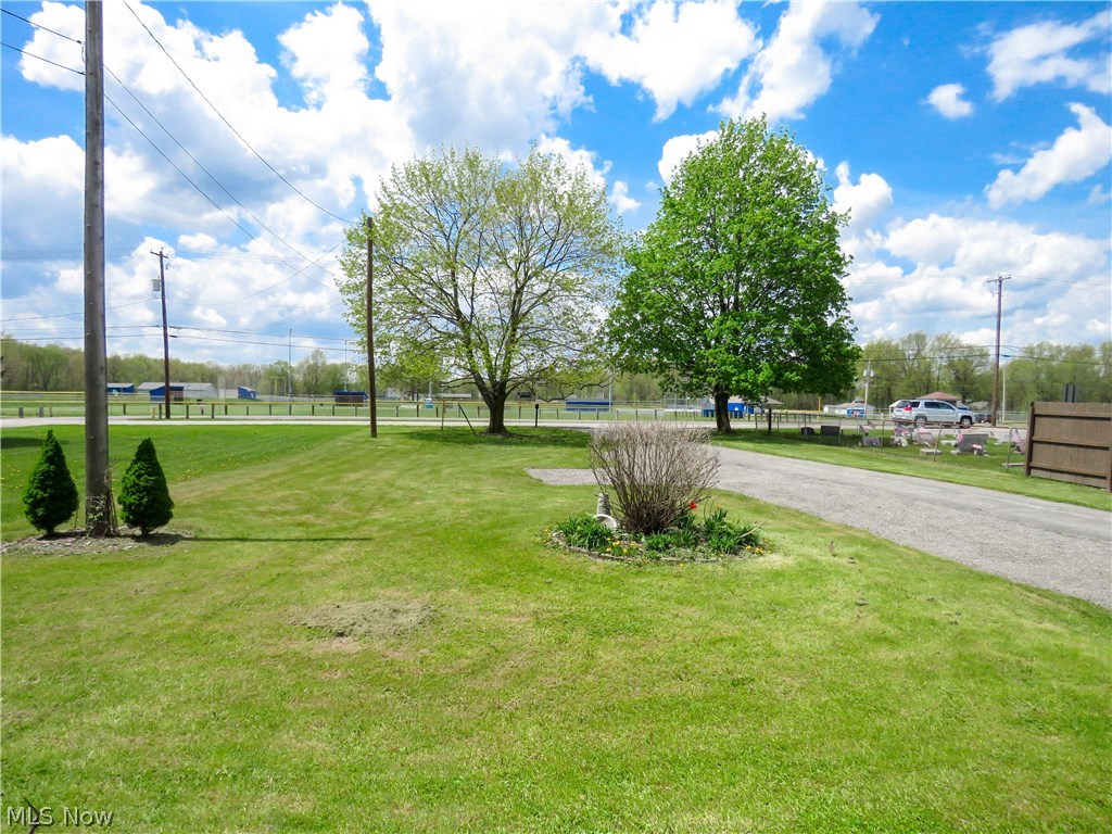 623 North Raccoon Road Youngstown, OH 44515 - Photo 8 of 35 Gallery Image 8