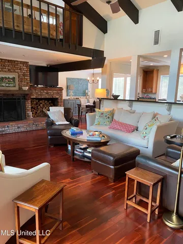 $895,500 | 14104 West El Bonito Drive, Ocean Springs, MS 39564