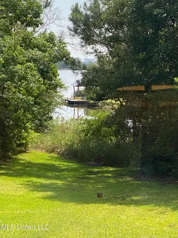 $895,500 | 14104 West El Bonito Drive, Ocean Springs, MS 39564