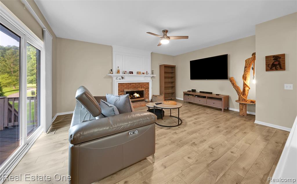 1271 Arms Court Rochester Hills, MI 48307 - Photo 15 of 71