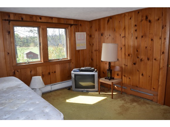 851 Lancaster Road Lunenburg, VT 05906 - Photo 13 of 33
