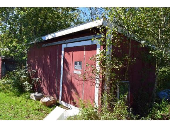 851 Lancaster Road Lunenburg, VT 05906 - Photo 21 of 33