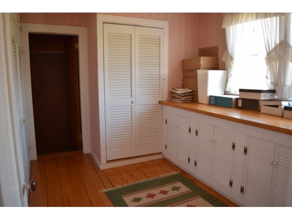 851 Lancaster Road Lunenburg, VT 05906 - Photo 6 of 33