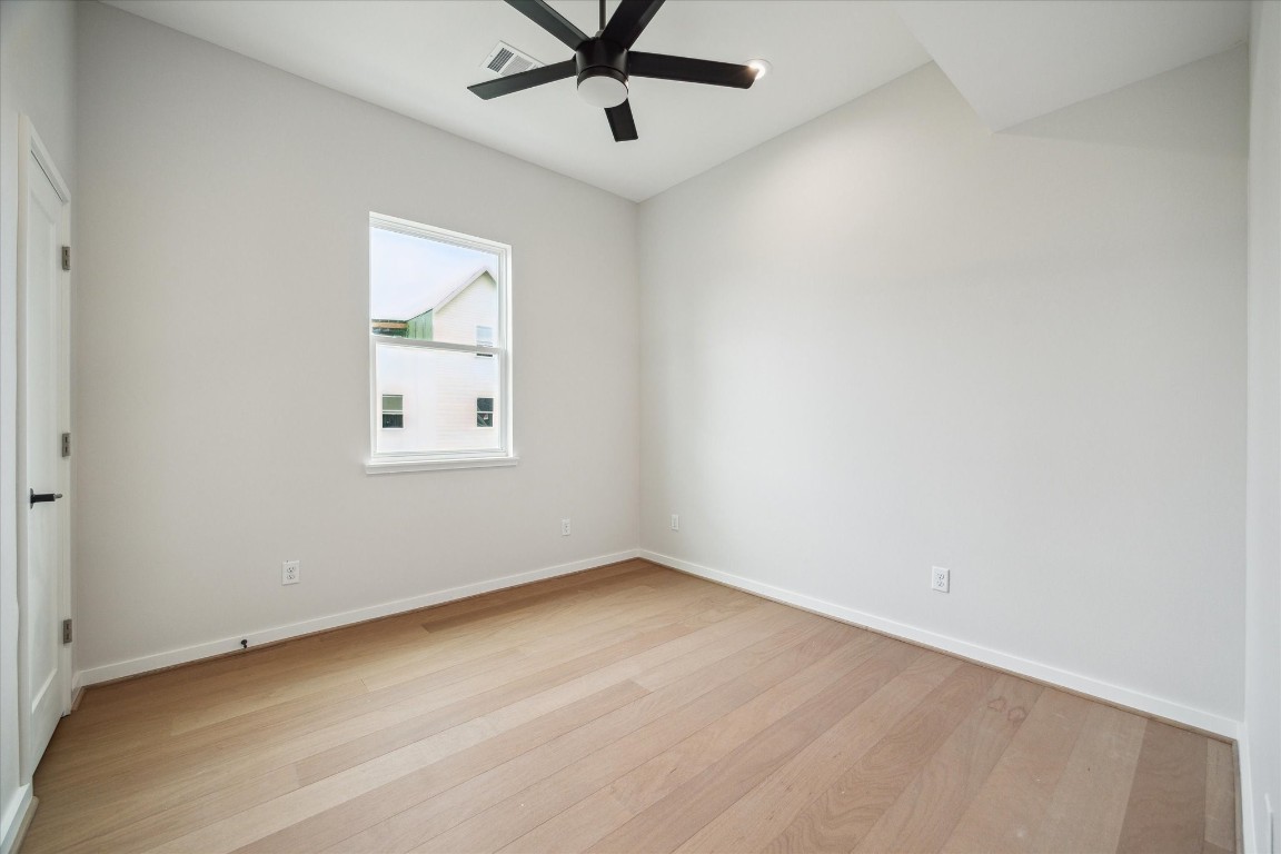 3903 Yale Street Houston, TX 77018 - Photo 33 of 45