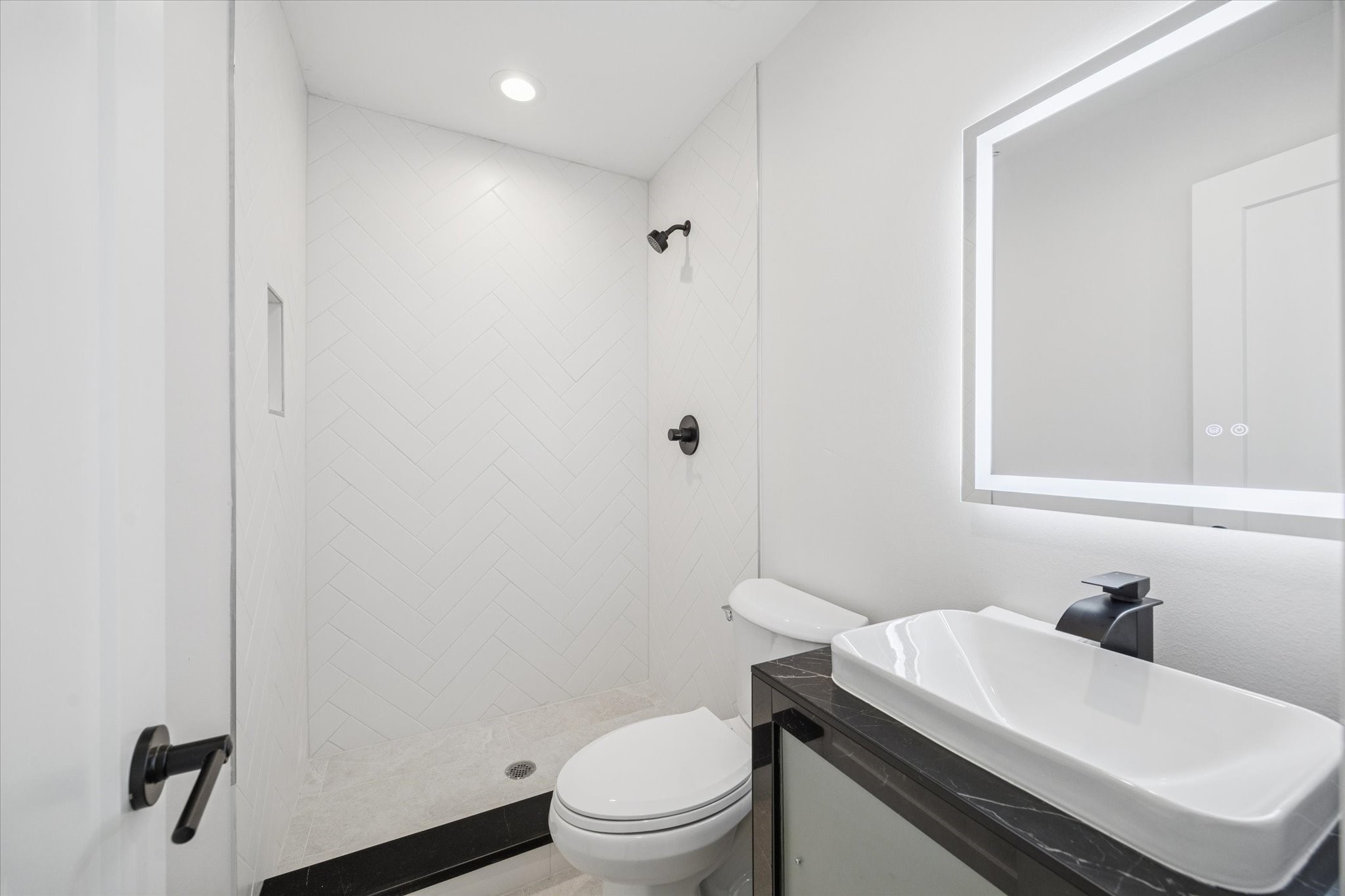 3903 Yale Street Houston, TX 77018 - Photo 10 of 45