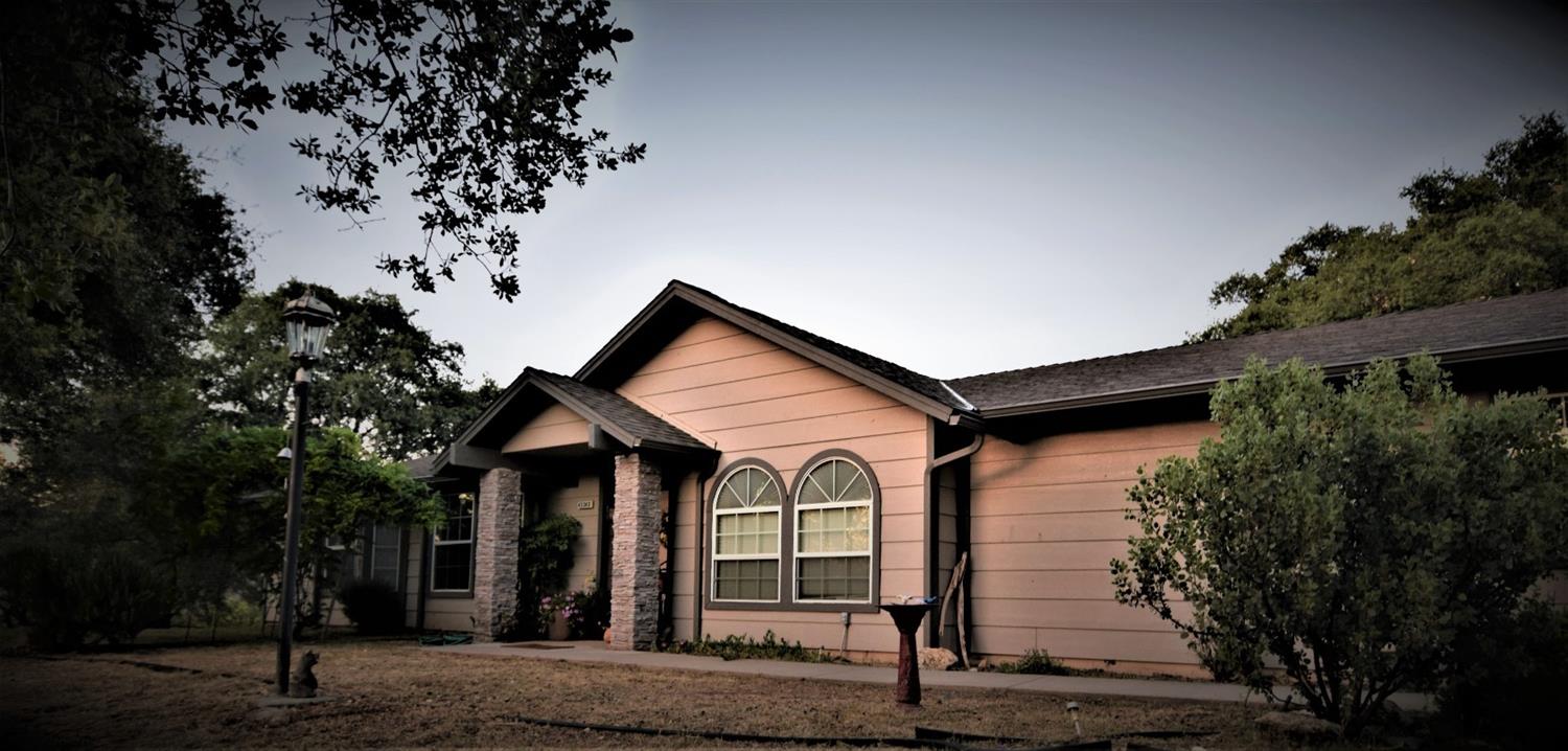 45340 Windmill Road Coarsegold, CA 93614 - Photo 2 of 32 Main House