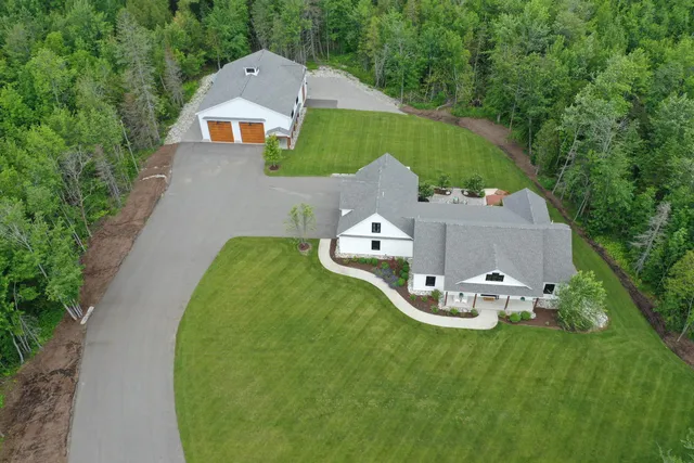 $1,349,900 | 1366 Essex Street, Bangor, ME 04401