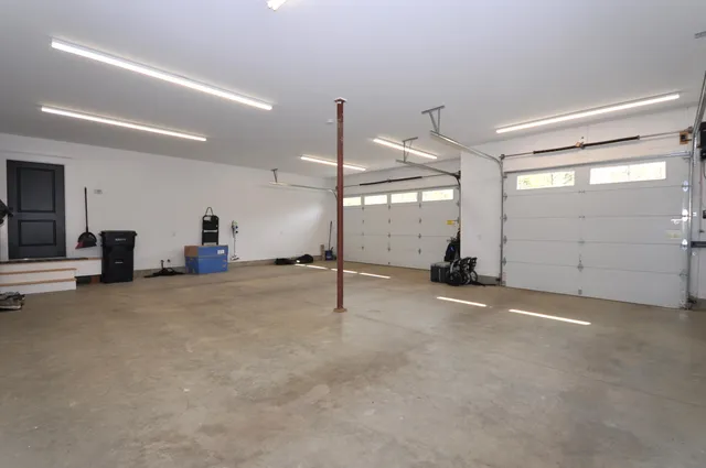 $1,349,900 | 1366 Essex Street, Bangor, ME 04401