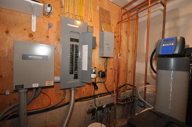 $1,349,900 | 1366 Essex Street, Bangor, ME 04401