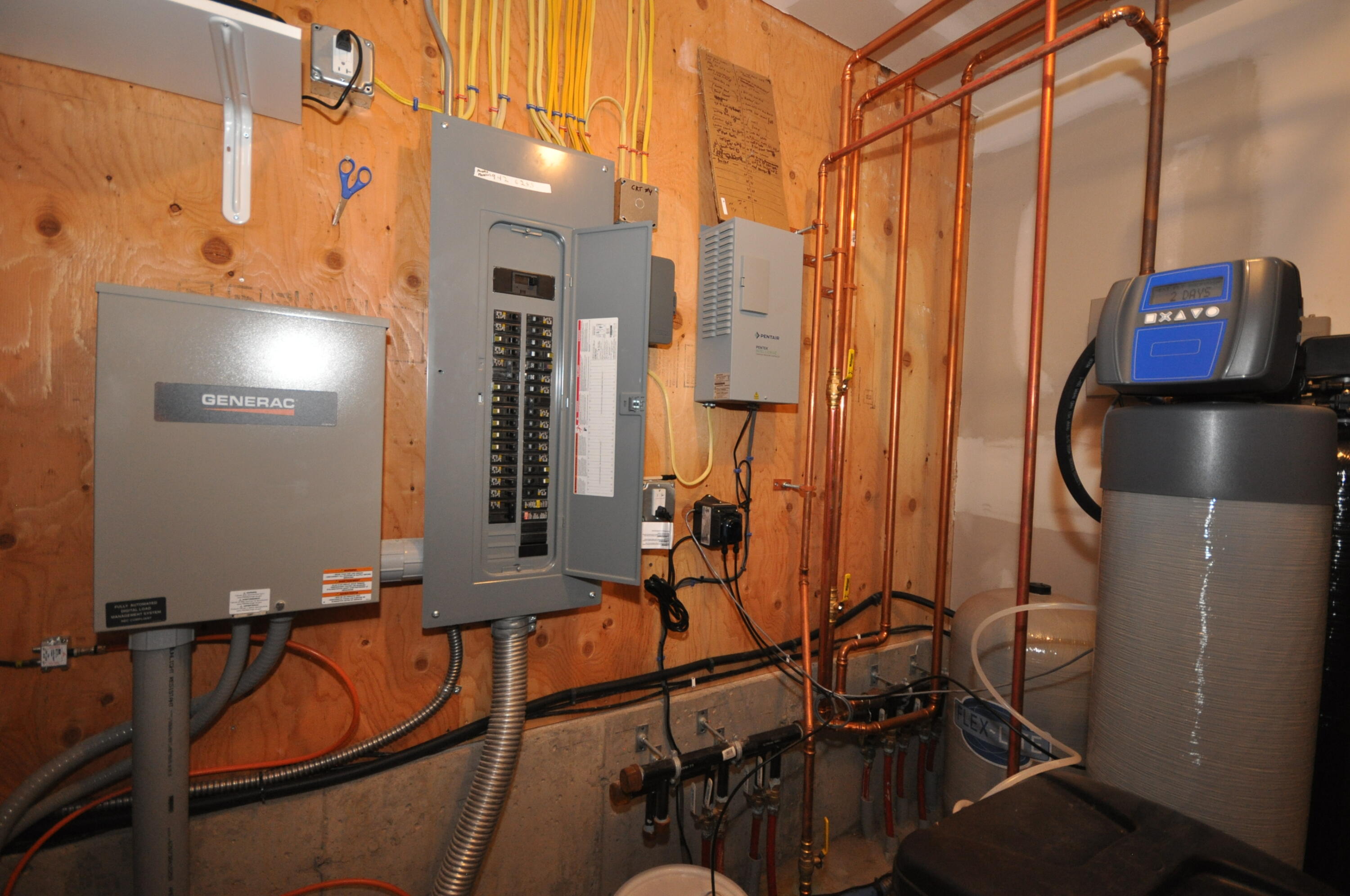 1366 Essex Street Bangor, ME 04401 - Photo 99 of 107 DSC_0909