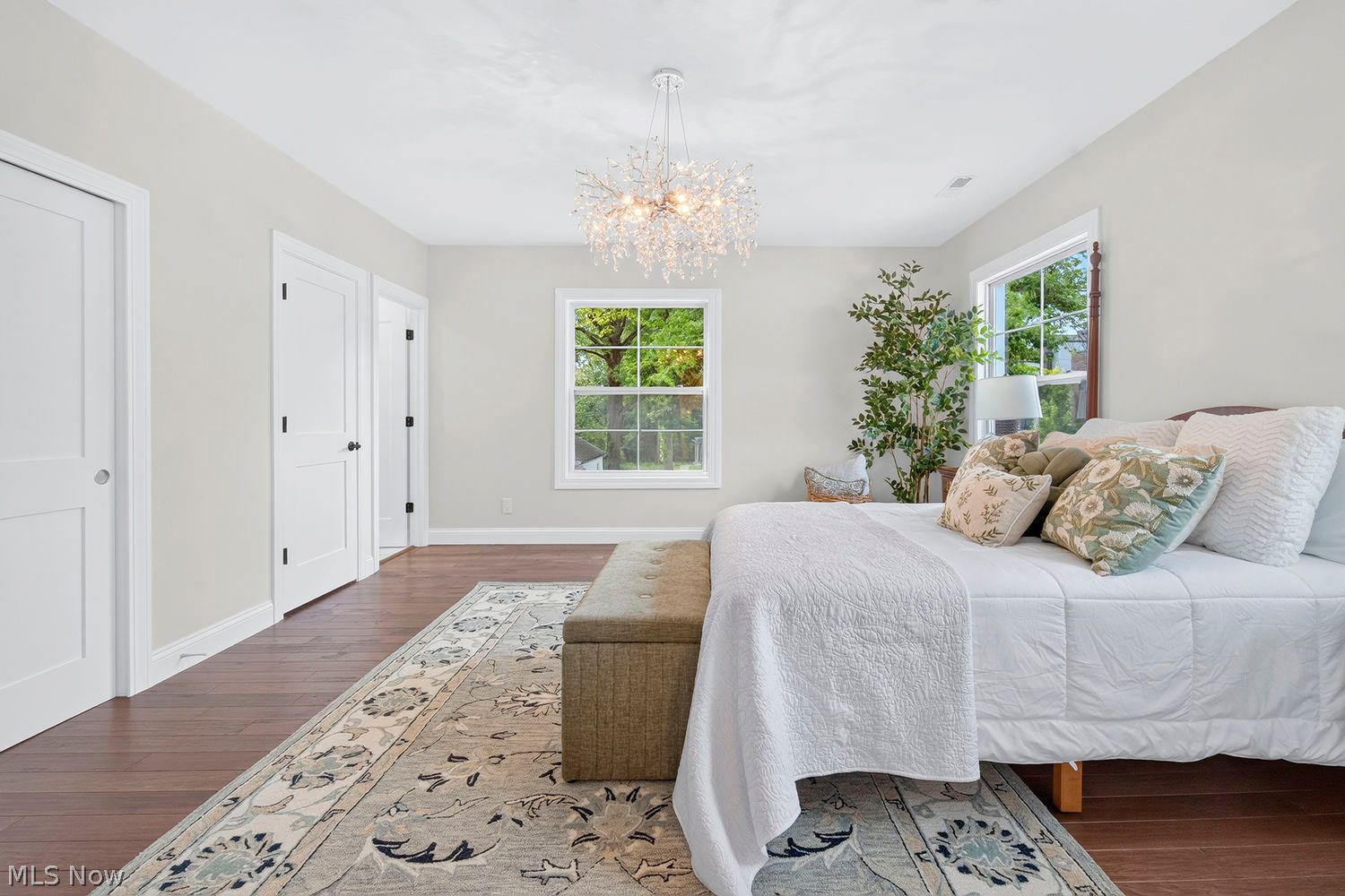 2368 Overlook Road Cleveland Heights, OH 44106 - Photo 21 of 32