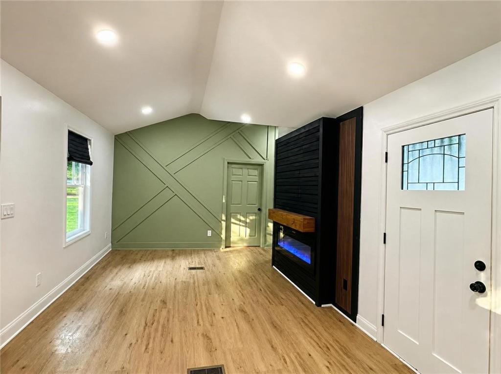 2363 Hi Roc Circle Northeast Conyers, GA 30012 - Photo 5 of 29