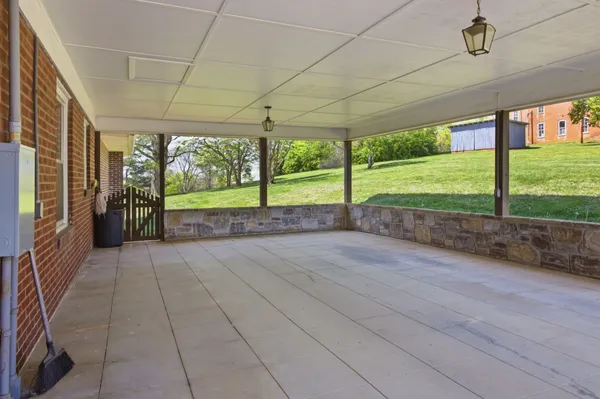 $324,900 | 1605 College Street, White Pine, TN 37890