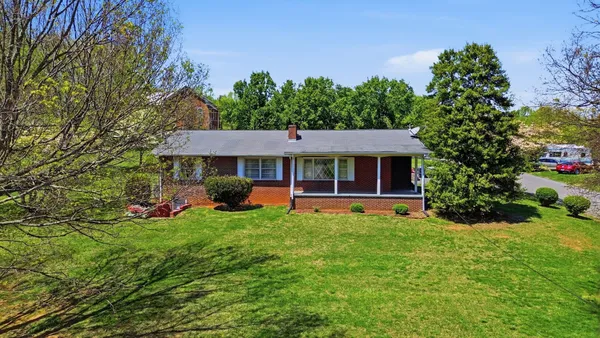 $324,900 | 1605 College Street, White Pine, TN 37890