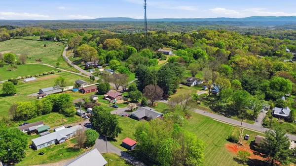 $324,900 | 1605 College Street, White Pine, TN 37890