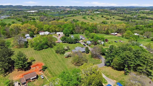 $324,900 | 1605 College Street, White Pine, TN 37890