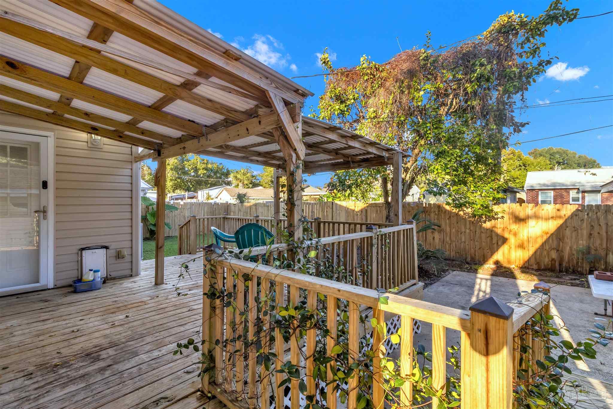 327 Gibbs Road Pensacola, FL 32507 - Photo 35 of 44 Gallery Image 35