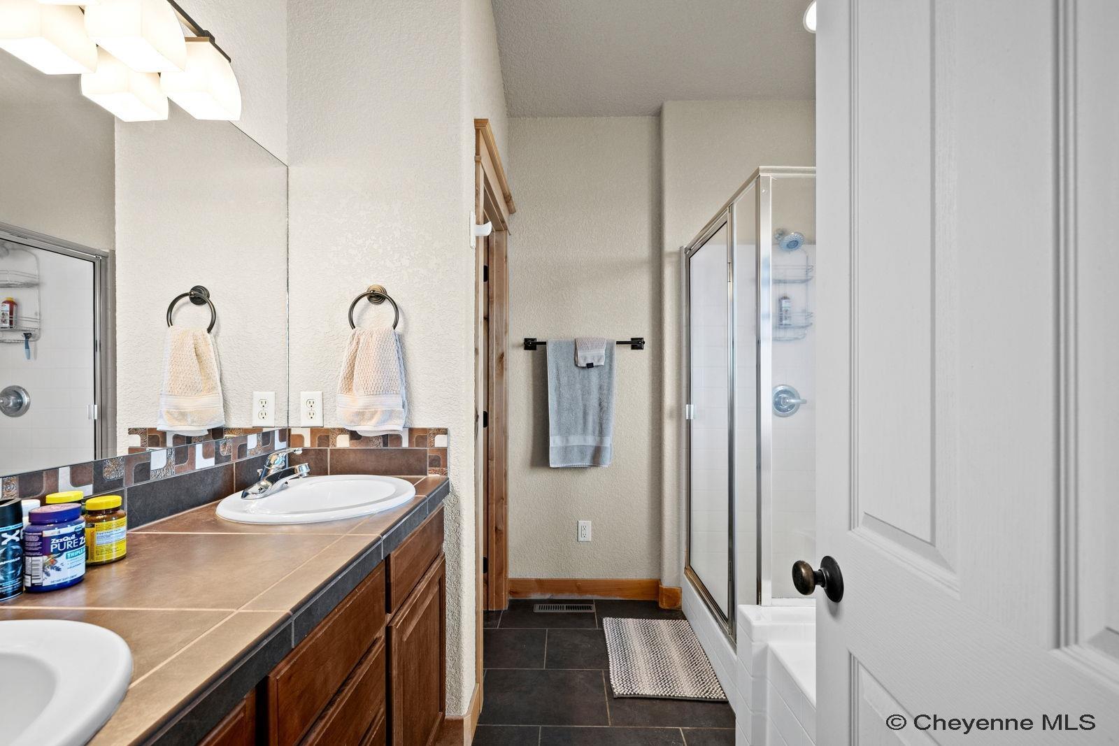 1514 Scenic Ridge Drive Cheyenne, WY 82009 - Photo 21 of 36 Gallery Image 21