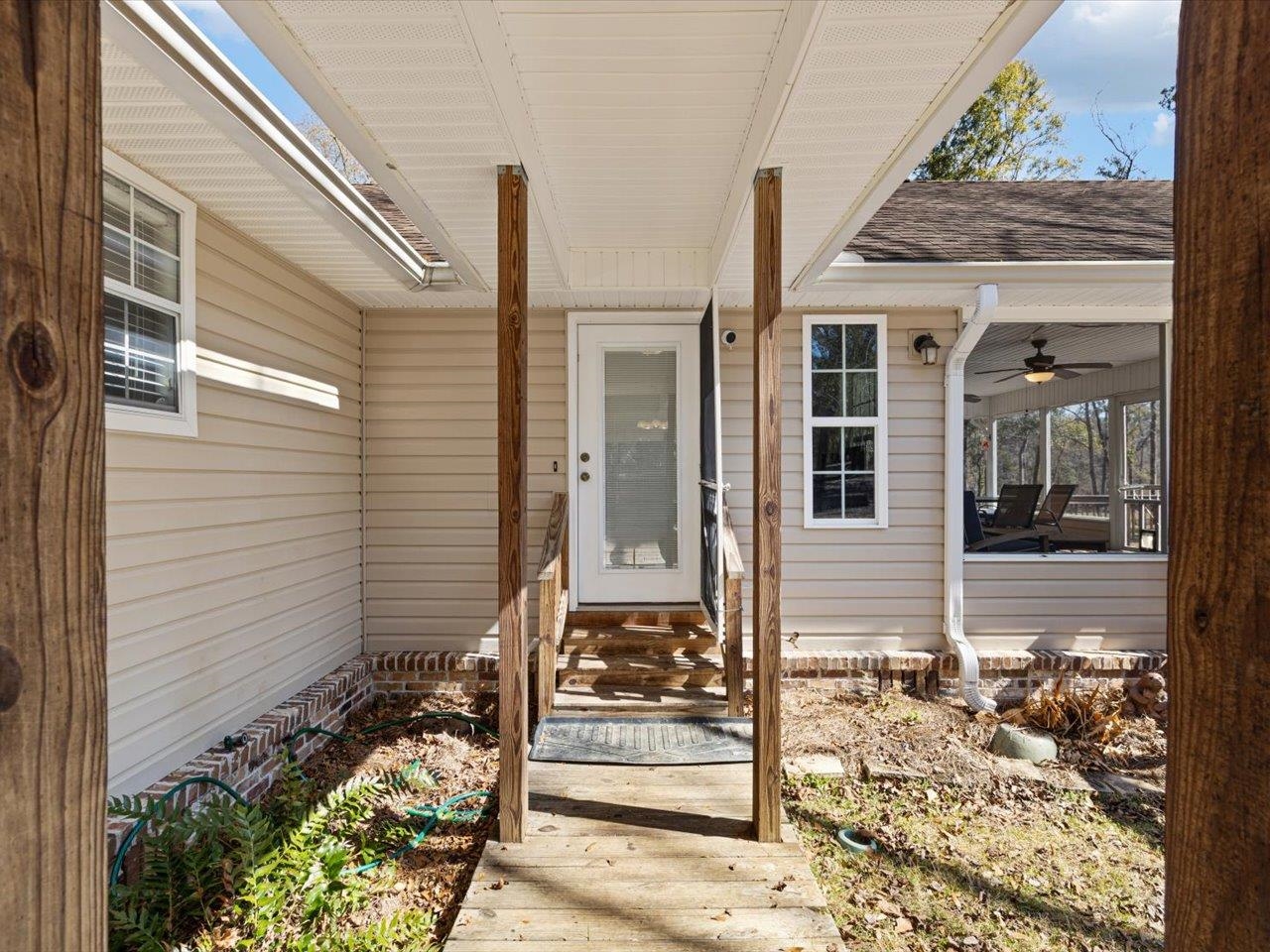 609 Northwest Circle Road Madison, FL 32340 - Photo 10 of 70