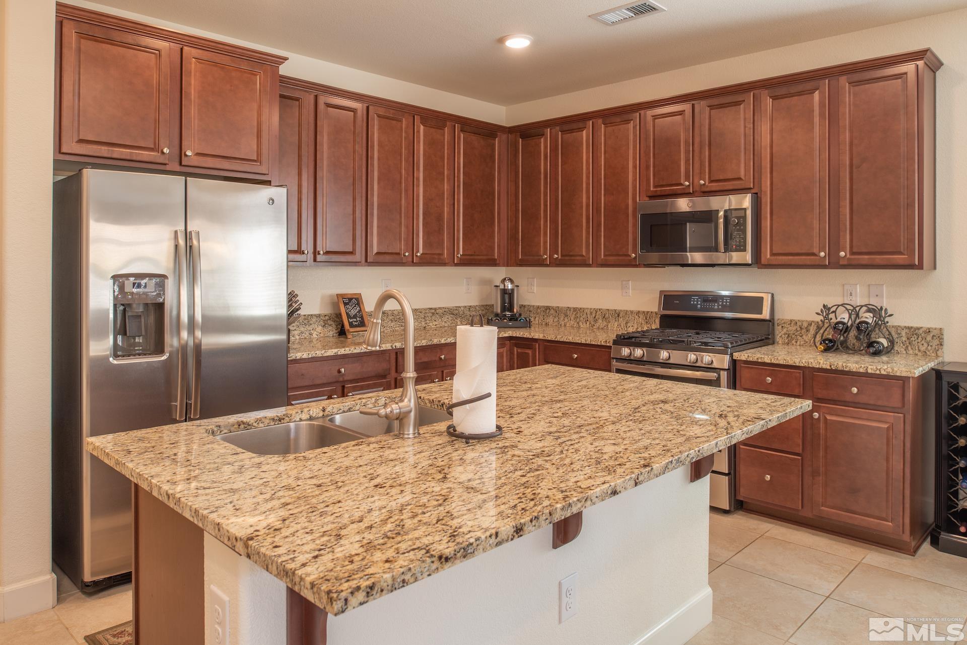 7337 Overture Drive Reno, NV 89506 - Photo 7 of 25 Photo 7