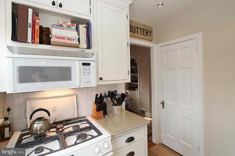 623 Ray Drive Silver Spring, MD 20910 - Photo 18 of 25 Kitchen #3