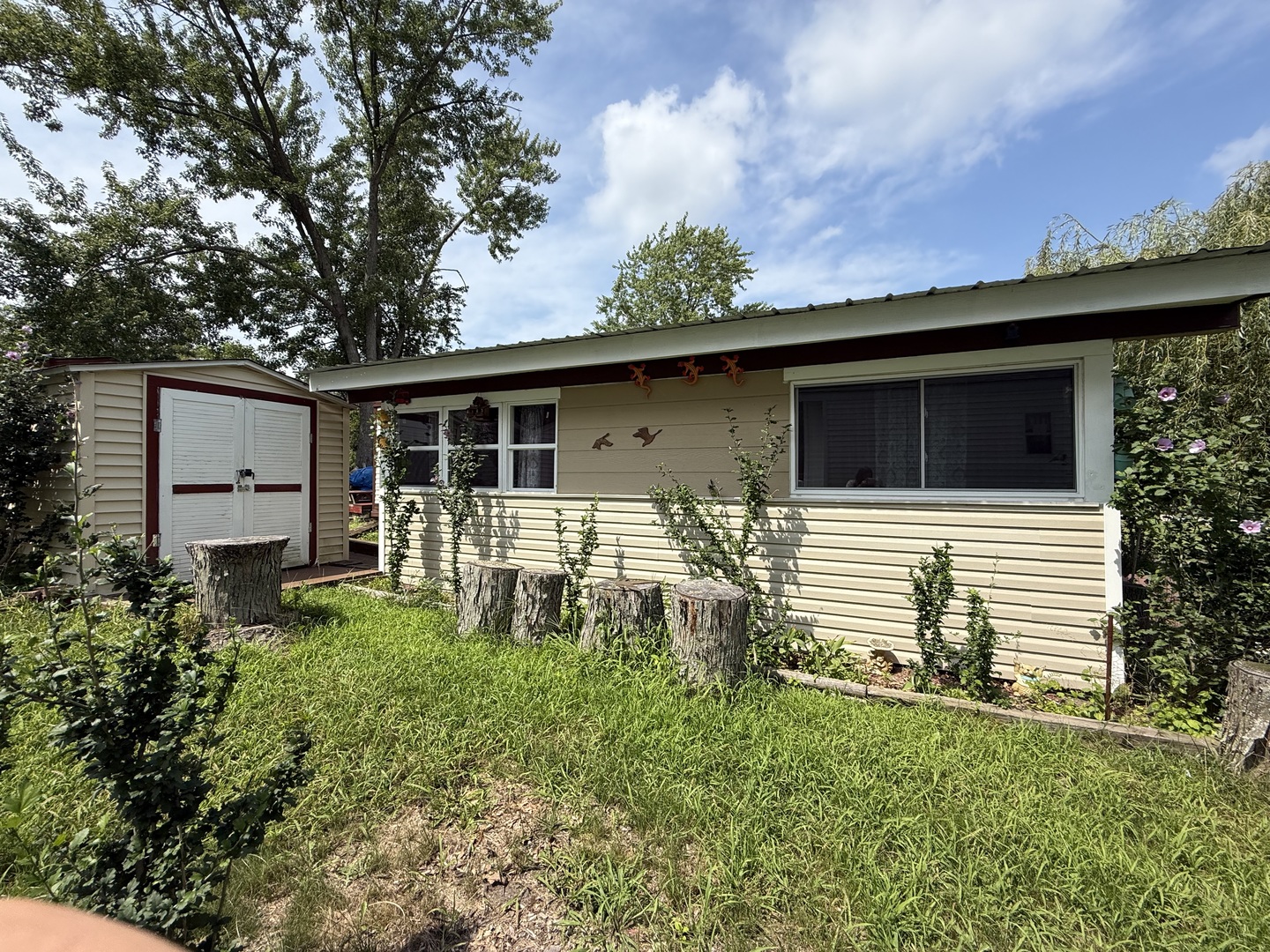 22-46 Woodhaven Lakes Sublette, IL 61367 - Photo 3 of 21