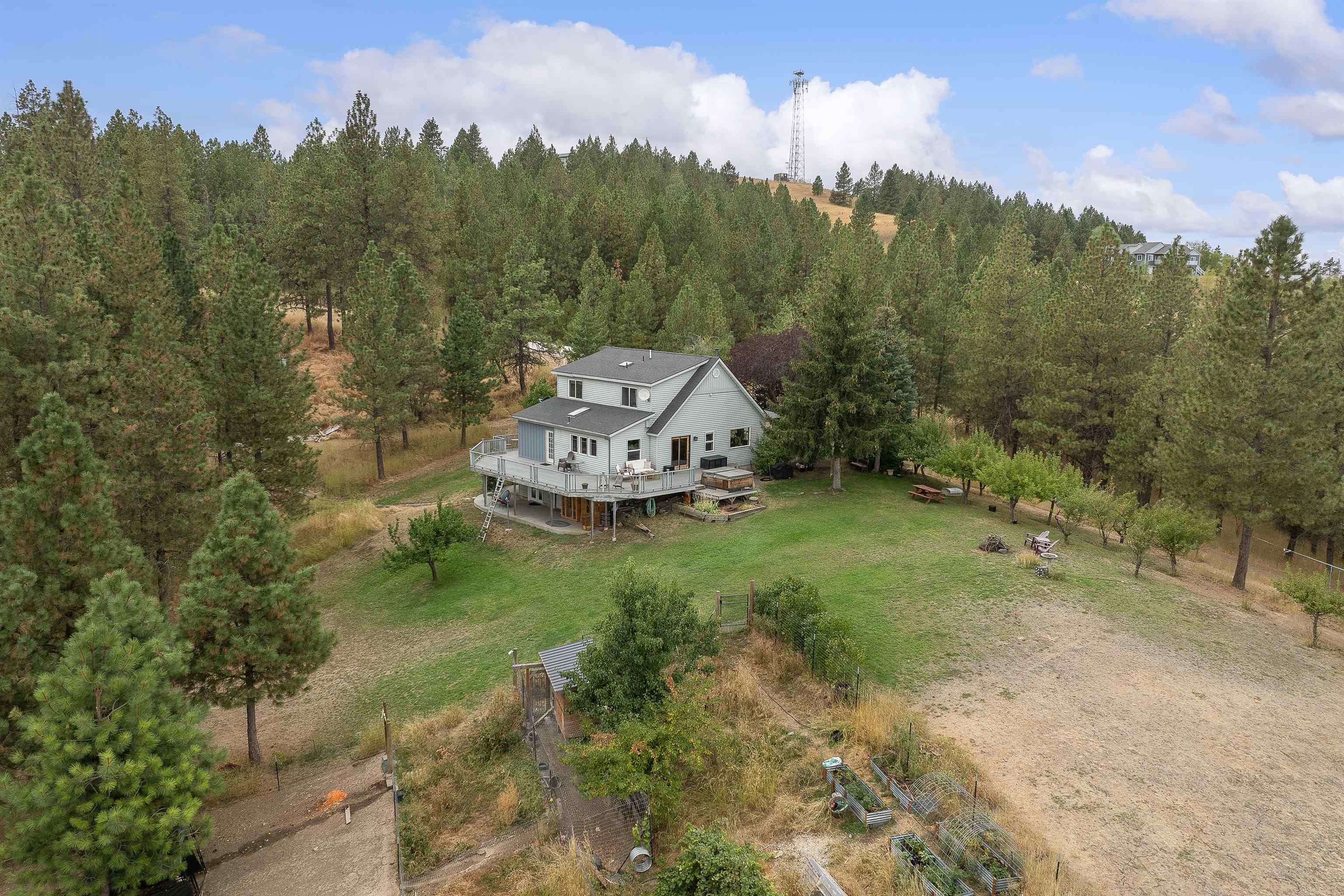 8427 West Jensen Road Cheney, WA 99004 - Photo 1 of 35