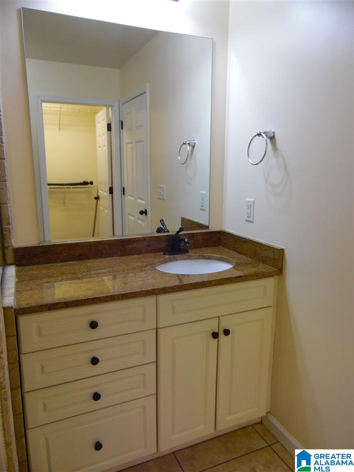 1324 Cresthill Road Birmingham, AL 35213 - Photo 24 of 41