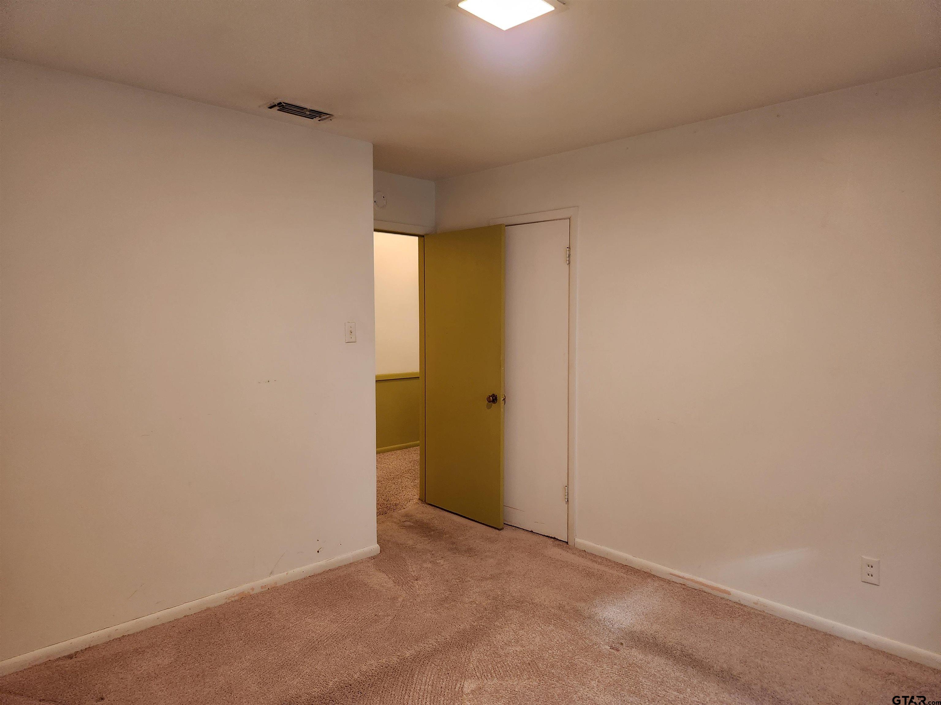 2806 North Glass Avenue Tyler, TX 75702 - Photo 35 of 43