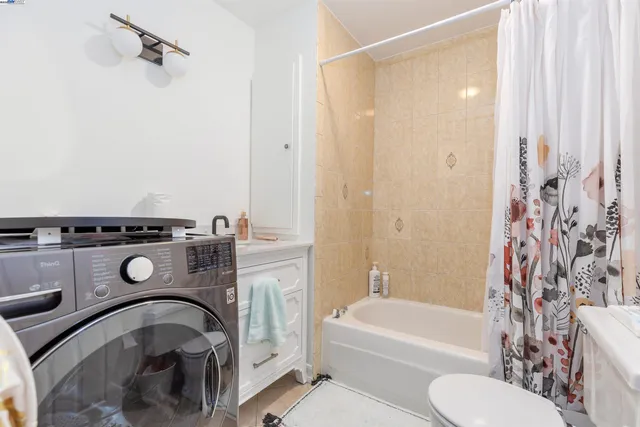 $435,000 | 118 Ascot Court, Unit E, Moraga, CA 94556