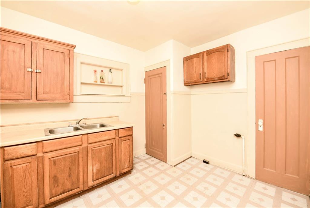 732 North Rochester Avenue Indianapolis, IN 46222 - Photo 13 of 29 Gallery Image 13