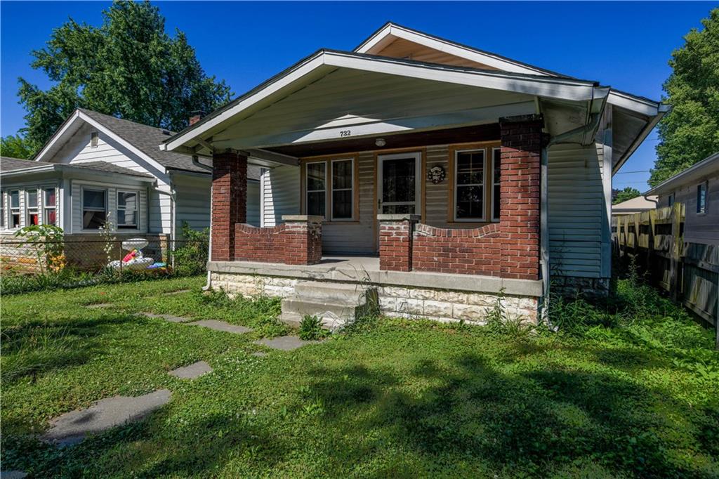 732 North Rochester Avenue Indianapolis, IN 46222 - Photo 4 of 29 Gallery Image 4