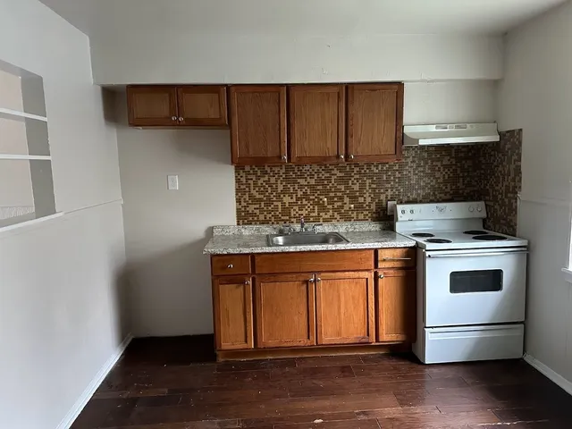 $769 | 9222 Lockwood Drive, Unit 19, Houston, TX 77016