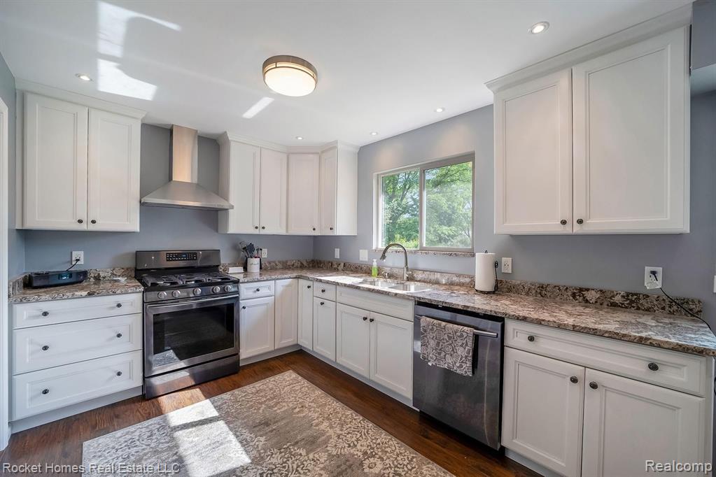 1575 Grandview Drive Rochester Hills, MI 48306 - Photo 9 of 32