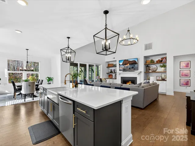 $749,500 | 273 Country Lake Drive, Mooresville, NC 28115