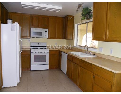 4252 Newcastle Road Las Vegas, NV 89103 - Photo 6 of 25 Kitchen.