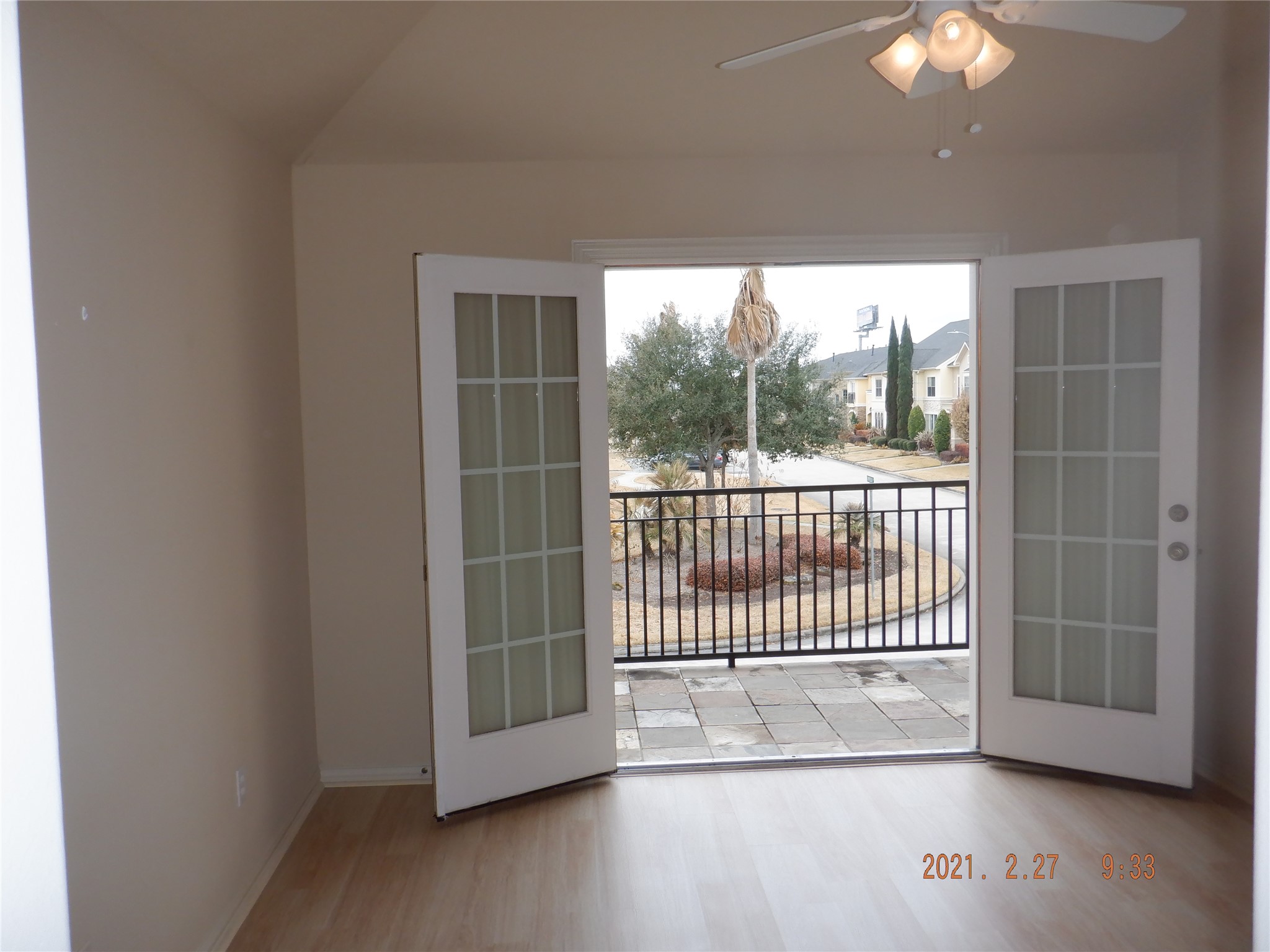 1903 Spring Cedar Lane Houston, TX 77077 - Photo 15 of 20 2nd floor west bedroom