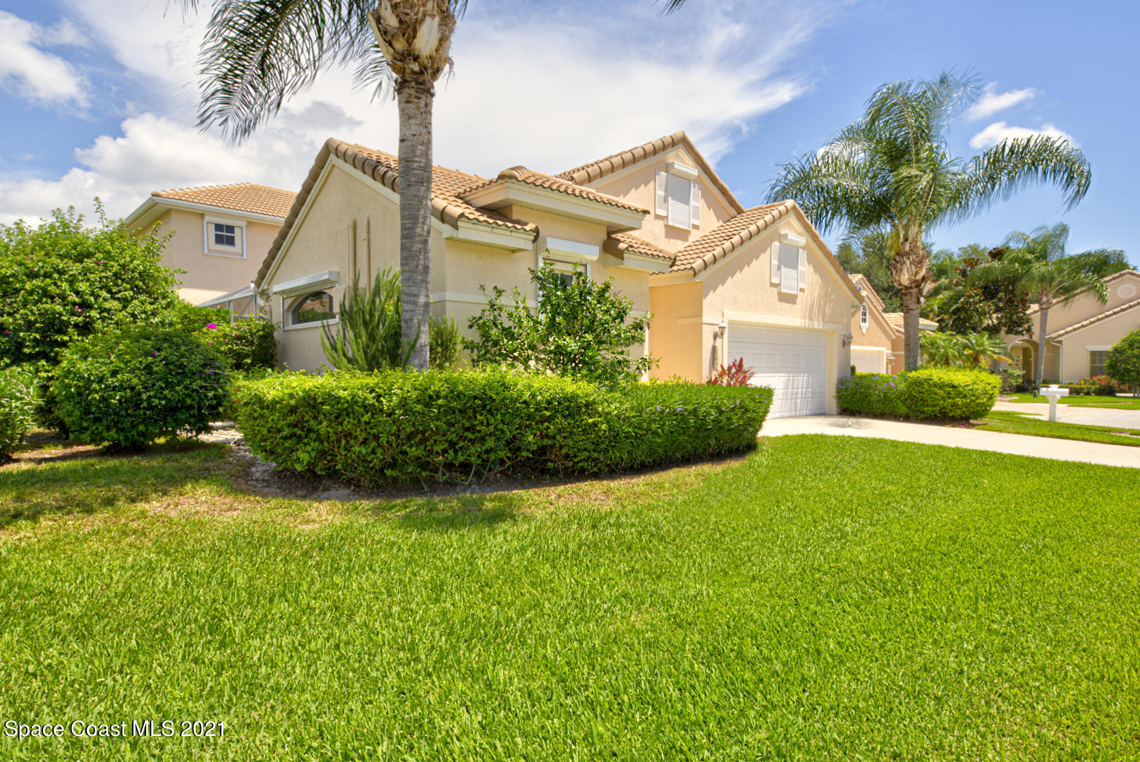 8206 Simpkins Way Melbourne, FL 32940 - Photo 2 of 66 front of house left (1)