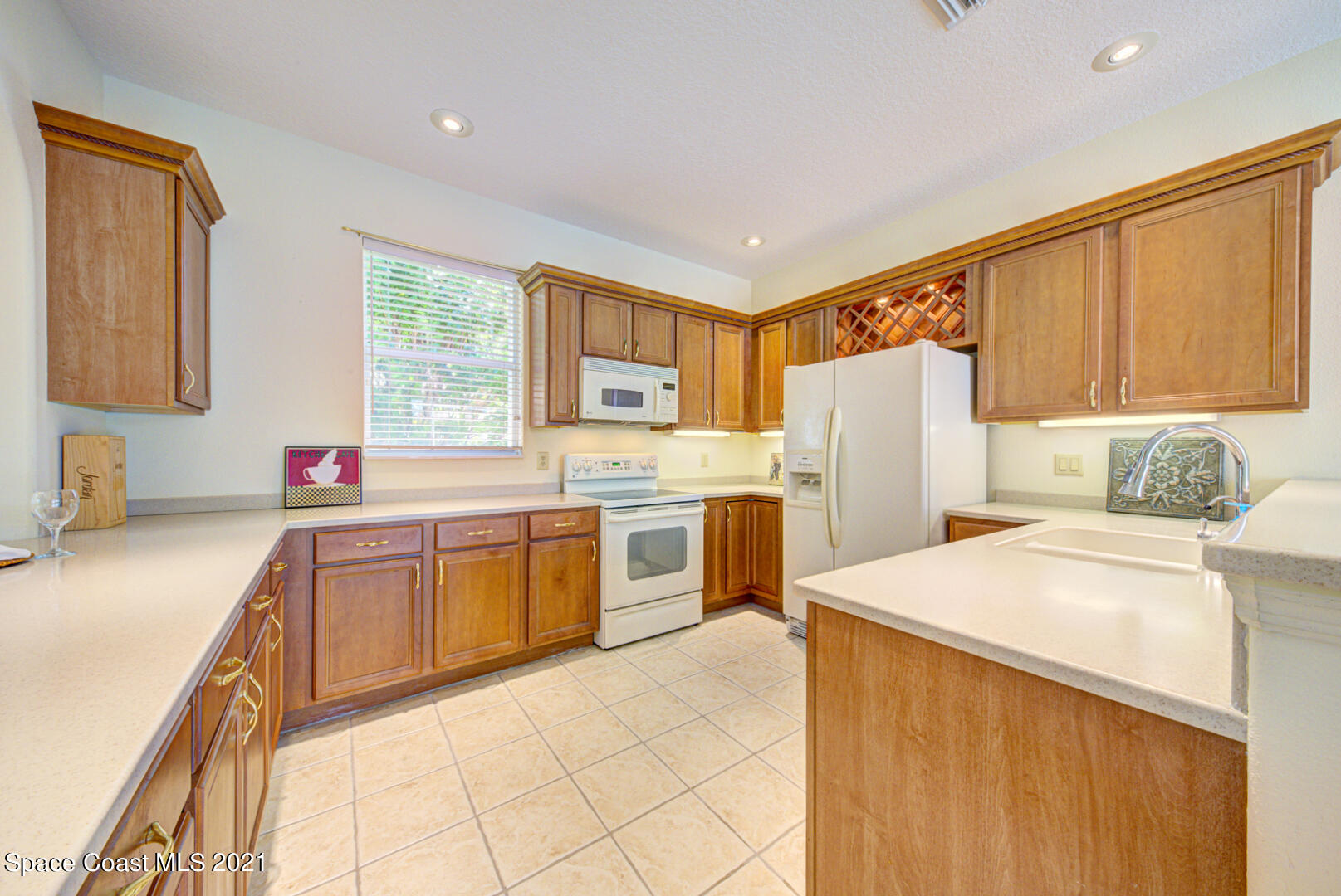 8206 Simpkins Way Melbourne, FL 32940 - Photo 34 of 66 kitchen (1)