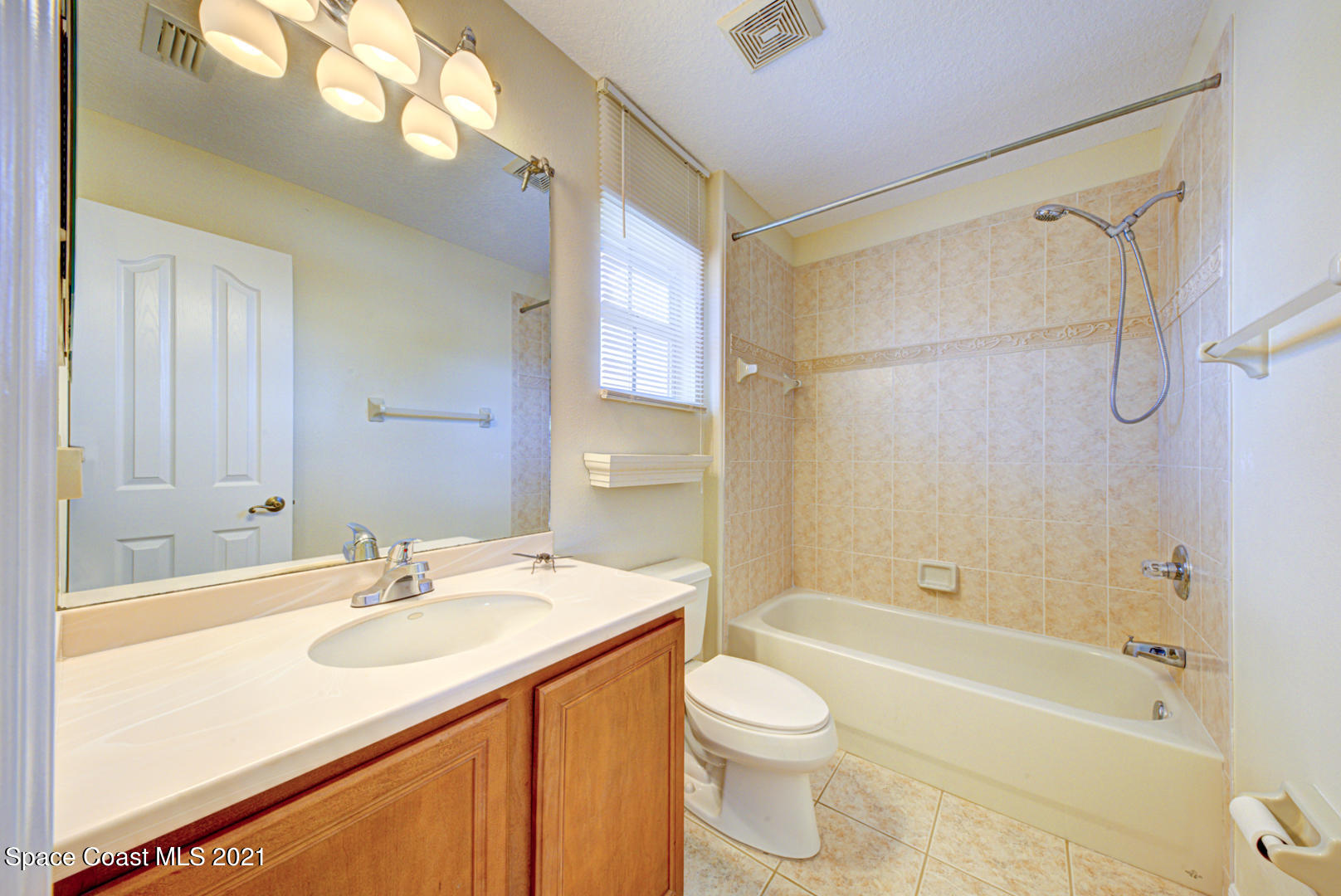 8206 Simpkins Way Melbourne, FL 32940 - Photo 42 of 66 loft bathroom (1) - Copy